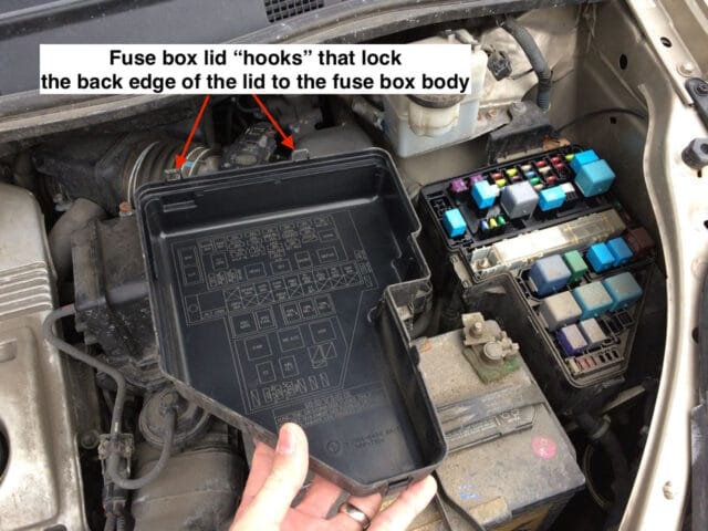 Toyota Sienna Engine Fuse Box Cover Removed