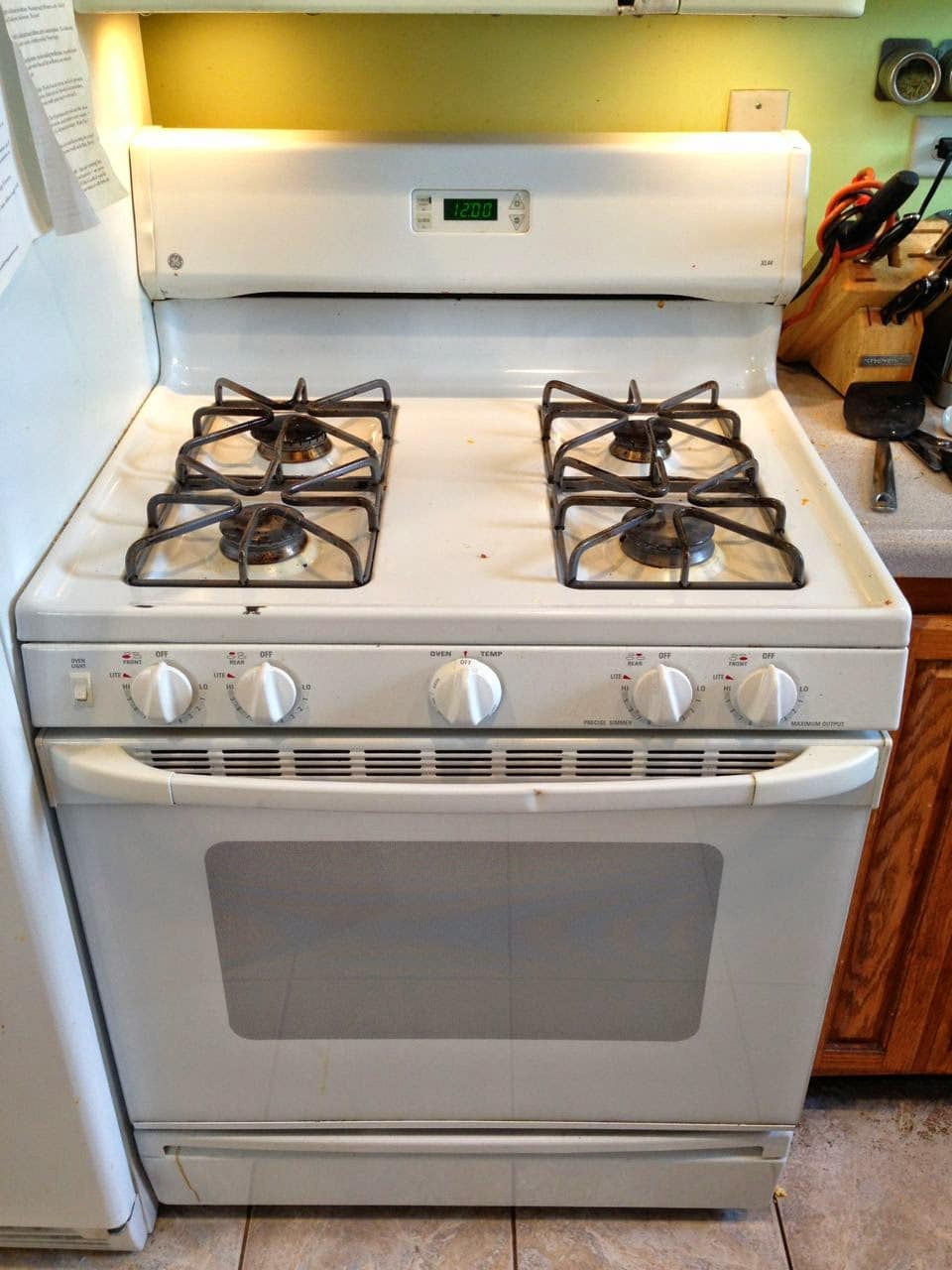 GE Profile Performance Spectra XL44 Gas Stove With Oven