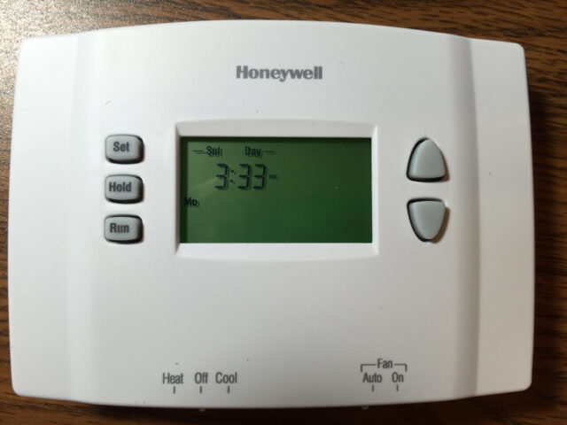Honeywell RTH2300 Thermostat Set Day Mode