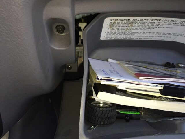 Hyundai Accent-Left Side of Glove Compartment Started