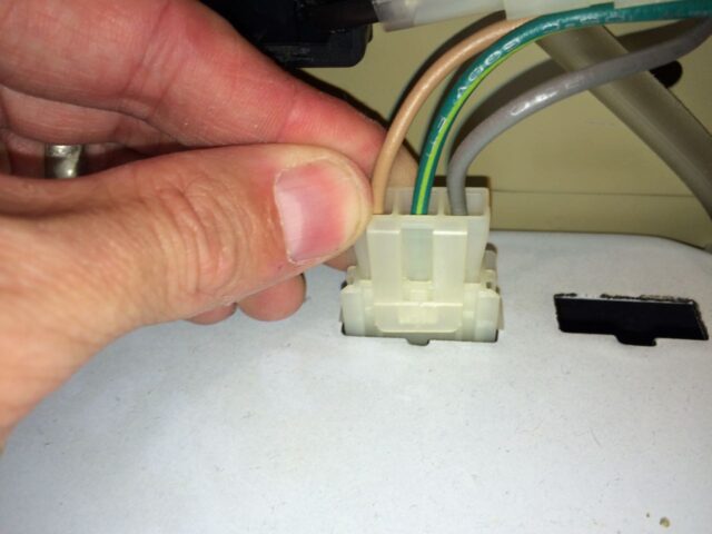 Kenmore 90 Series Washer Fills Slowly-Top Electrical Connector Reinstalled