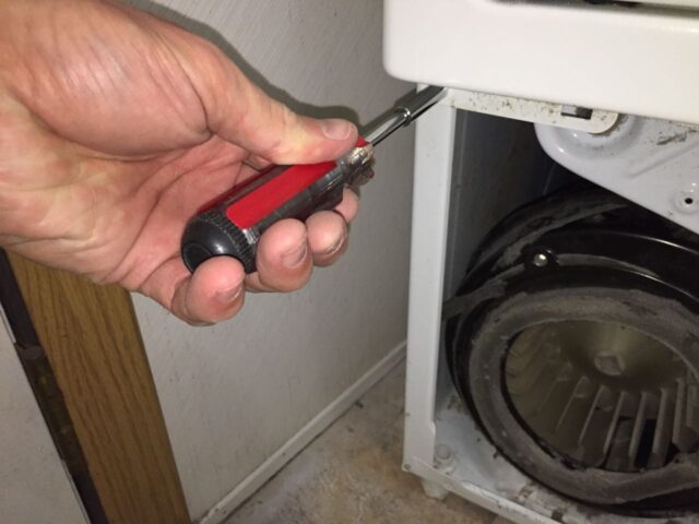 Kenmore Elite Dryer Lower Left Door Assembly Screw