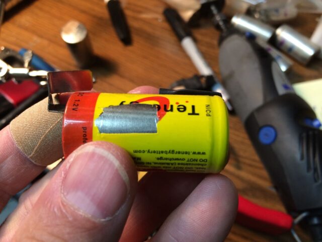 Makita 9.6 V NiCad Battery Refurbish-Battery Case Cut Away for Thermistor