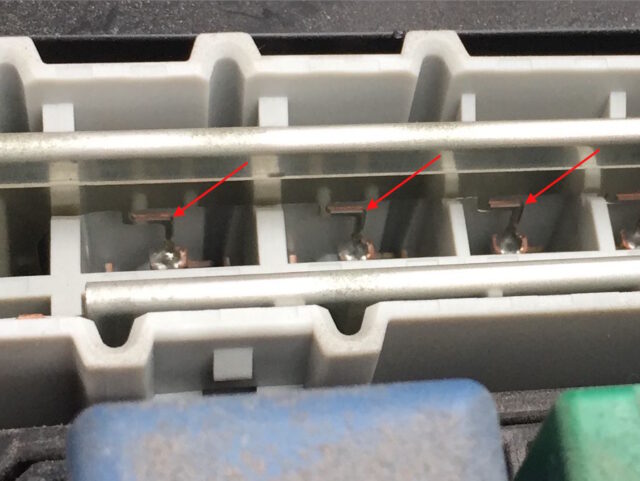 High amp fuse bar traces close up