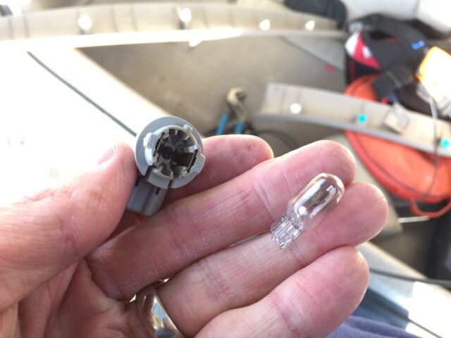 Toyota Sienna License Plate Light Bulbs Removed from Socket