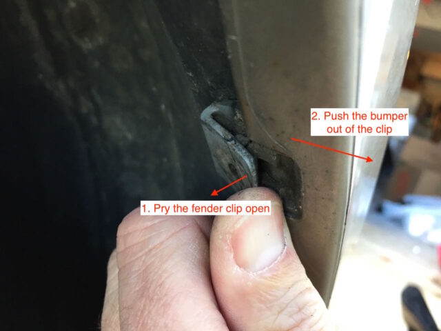 Toyota Sienna Prying the Bumper From Fender Clip