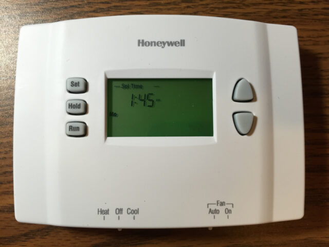 Honeywell RTH2300 Thermostat Set Time Mode