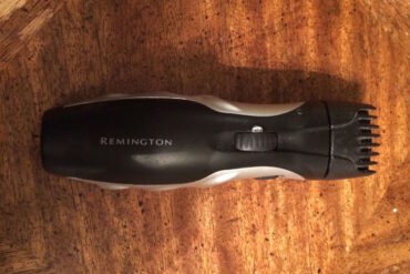 How to Replace the Batteries in a Remington MB-300 Beard Trimmer