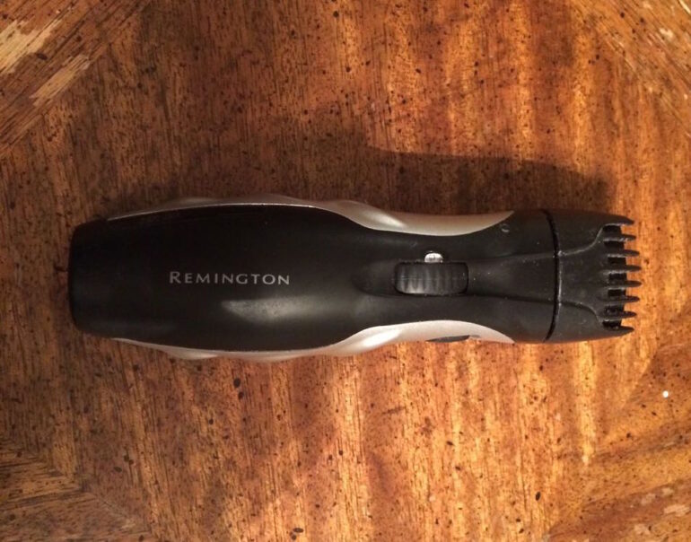 How to Replace the Batteries in a Remington MB-300 Beard Trimmer