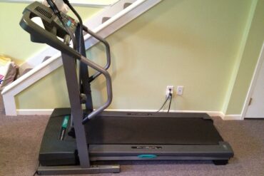 How to replace the rear roller on a proform crosswalk caliber elite treadmill