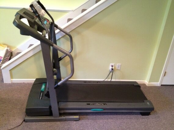 How to replace the rear roller on a proform crosswalk caliber elite treadmill