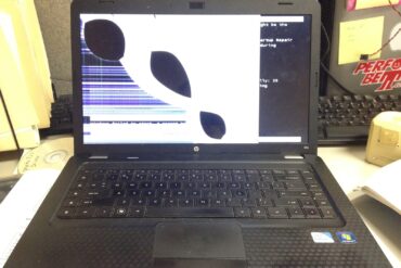 How to Replace the LCD display on a HP Pavilion G56-129WM Laptop