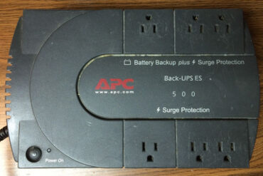 How to Replace the Battery in an APC Back-UPS ES 500 Battery Backup
