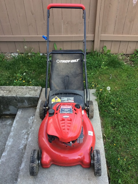 How to Change the Oil on a Troy-Built 21" Mulching Lawn Mower